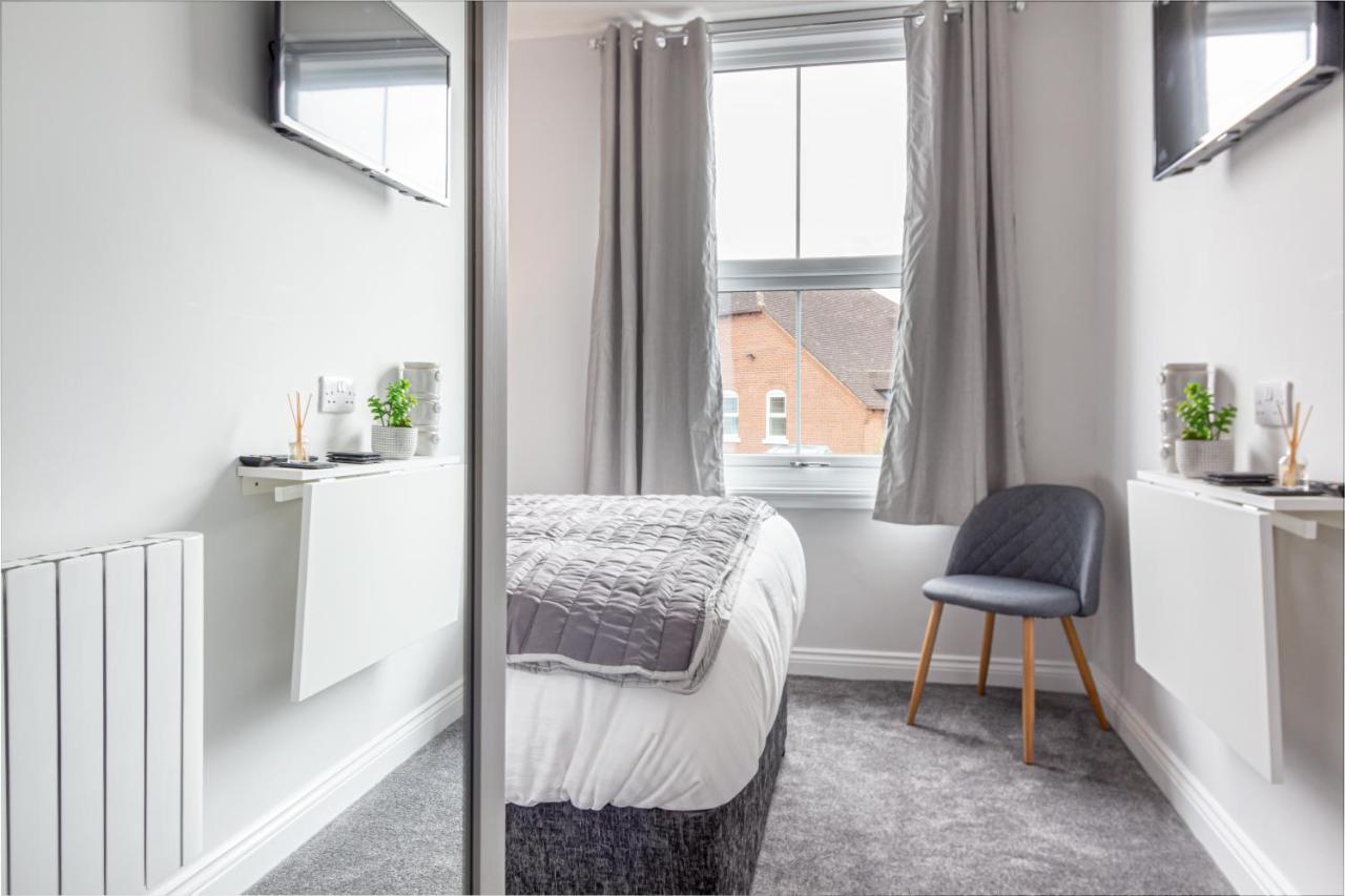 Host & Stay - The Bull Inn, 3 Double Rooms Fernhill Heath Esterno foto