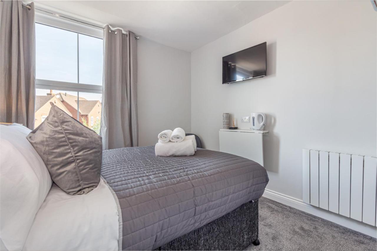 Host & Stay - The Bull Inn, 3 Double Rooms Fernhill Heath Esterno foto